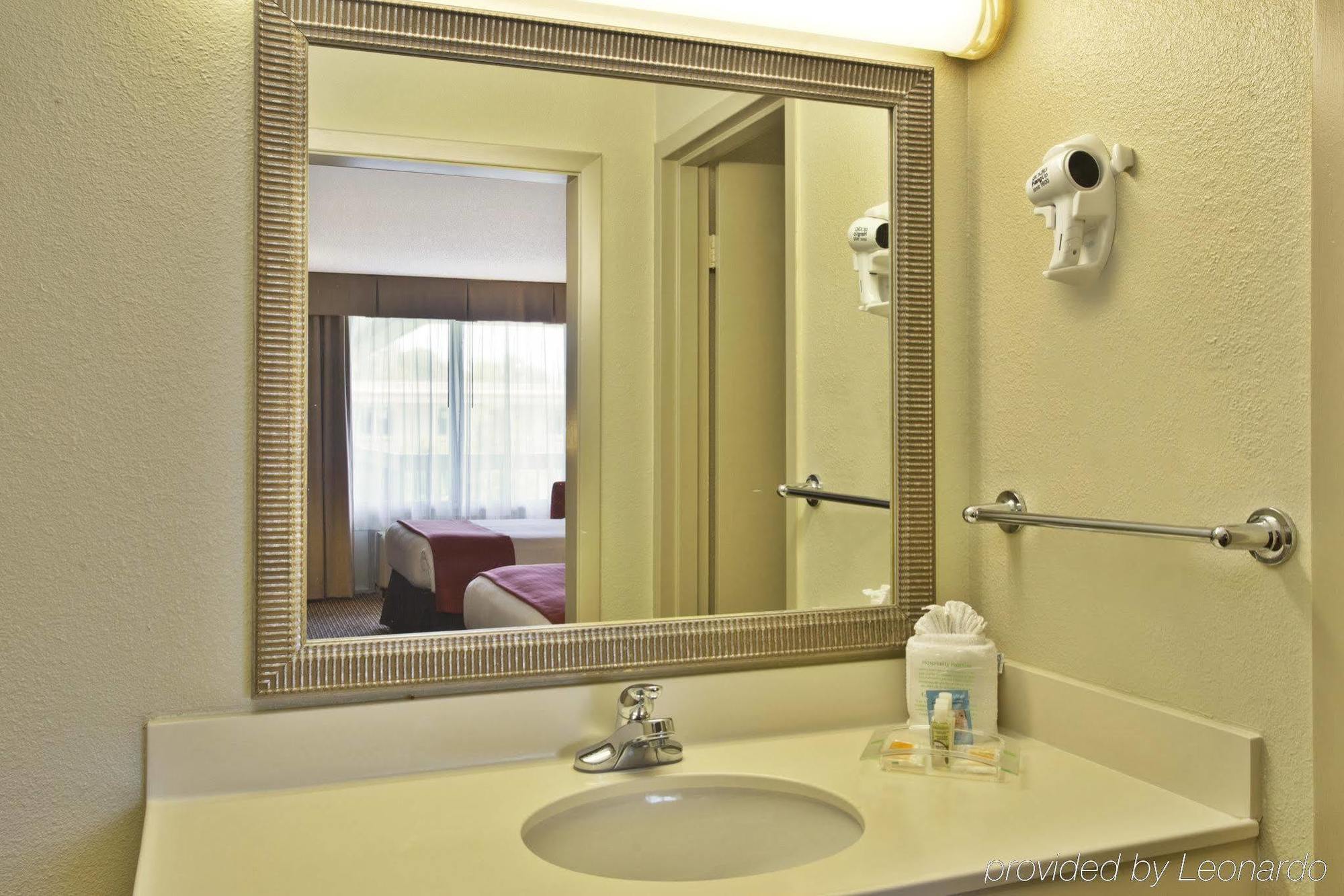 Holiday Inn Baton Rouge-South By Ihg Екстериор снимка